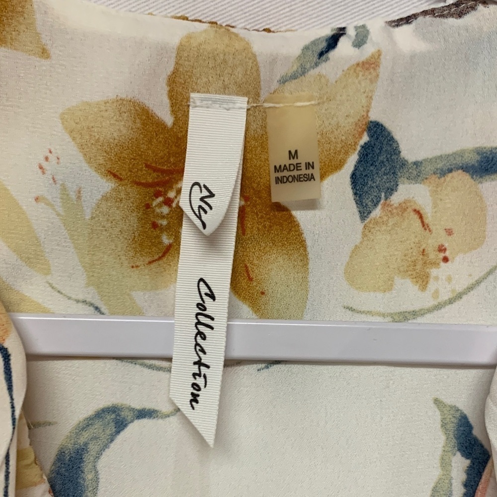 NY Collection Floral Ruffle Blouse - Peach and Gold - Picture 2 of 12